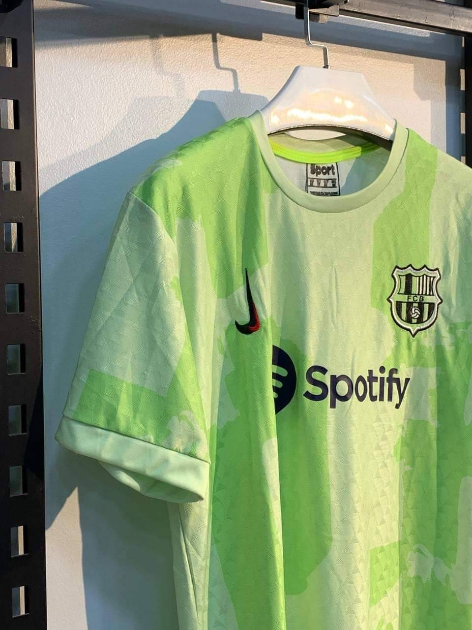تيشرت برشلون
